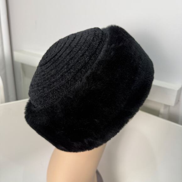 Vintage Betmar New York Black Fur Winter Cloche Hat size 42 - Picture 2 of 5